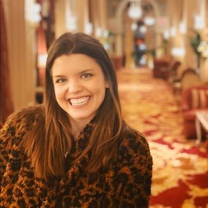 Meet your Posher, Lisa